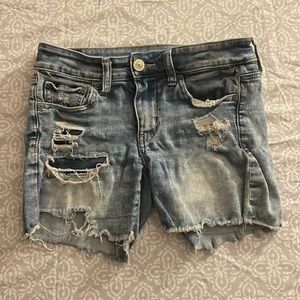 American eagle distressed shorts size 4
